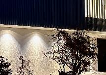 Einfamilienhaus Wilhering, Nachtaufnahme Zugangsbereich